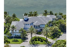 2 River Falls Drive, Cocoa Beach, FL 32931 - MLS#1069899