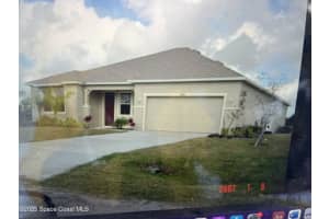 561 Lambert Street, Palm Bay, FL 32908 - MLS#1069923