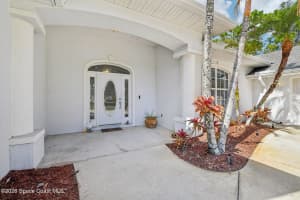 321 Brightwater Drive, Palm Bay, FL 32909 - MLS#1069951