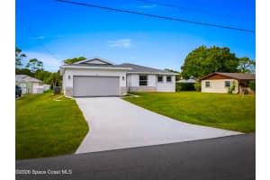 1614 Seeley Circle, Palm Bay, FL 32907 - MLS#1070055