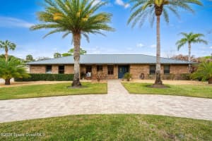 5400 Sand Lake Drive, Melbourne, FL 32934 - MLS#1070128