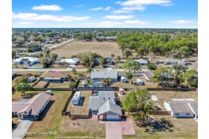 1060 Mina Avenue, Palm Bay, FL 32907 - MLS#1070239