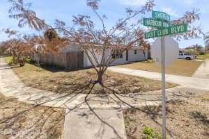 250 Harbour Drive, Indian Harbour Beach, FL 32937 - MLS#1070292