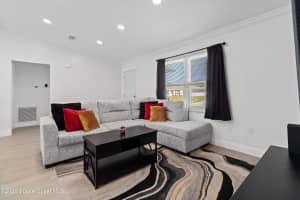 292 Trilby Road, Palm Bay, FL 32908 - MLS#1070300