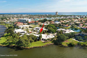 412 La Costa Street, Melbourne Beach, FL 32951 - MLS#1070329