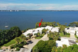 412 La Costa Street, Melbourne Beach, FL 32951 - MLS#1070329