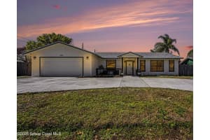218 Cambridge Avenue Ne, Palm Bay, Fl 32907, Palm Bay