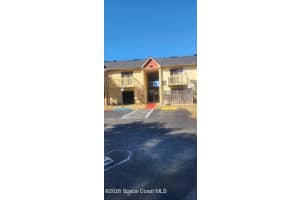 2101 Forest Knoll Drive, Palm Bay, FL 32905 - MLS#1070371