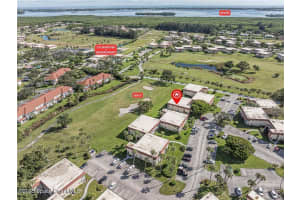 1 Vista Palm Lane, Vero Beach, FL 32962 - MLS#1070403
