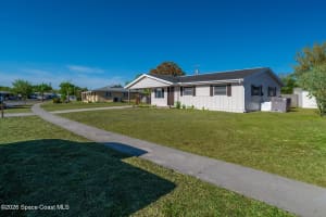 995 Eyerly Lane, Palm Bay, FL 32905 - MLS#1070431