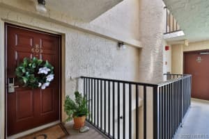 598 Hallcrest Street, Palm Bay, FL 32908 - MLS#1070503