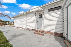 1813 Coco Plum Street, Palm Bay, FL 32905 - MLS#1070629