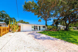 3940 Fairfax Drive, Mims, FL 32754 - MLS#1070717