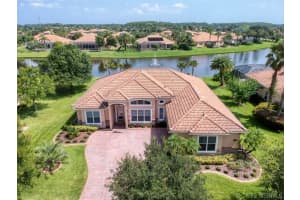 515 Fitzsimmons Street, Palm Bay, FL 32908 - MLS#1070724