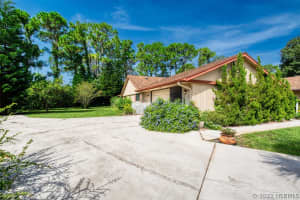 898 Everglade Avenue, Palm Bay, FL 32909 - MLS#1070754