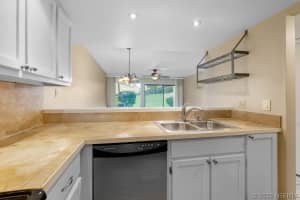 877 Villa Drive, Melbourne, FL 32940 - MLS#1070824