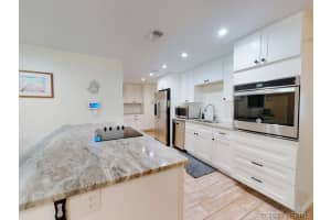 8713 Bay Court, Cape Canaveral, FL 32920 - MLS#1071126