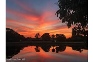 306 Lake Victoria Circle, Melbourne, FL 32940 - MLS#1071214