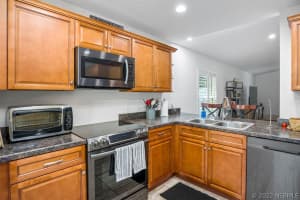 8260 Meredith Place, Vero Beach, FL 32968 - MLS#1071465