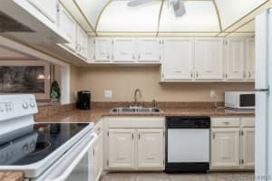 285 Hickory Avenue, Merritt Island, FL 32953 - MLS#1071498