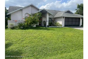 1096 Alpine Avenue, Palm Bay, FL 32907 - MLS#1071530