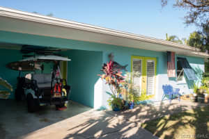 922 Bougainvillea Circle, Barefoot Bay, FL 32976 - MLS#1071547