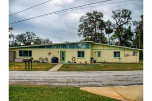 19 E Magnolia Avenue