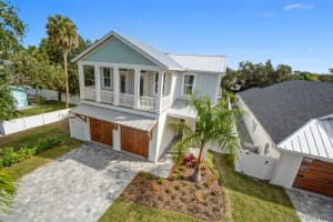 507 S Pine Street Satellite Beach, FL 32169 - Off Market