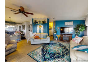 355 Pine Avenue, Cocoa, FL 32922 - MLS#1071968