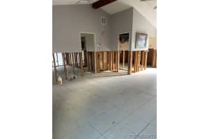 8521 185th Terrace, Hialeah, FL 33015 - MLS#1072031