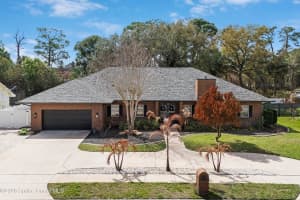 572 Lake Ashley Circle, Melbourne, FL 32904 - MLS#1072113