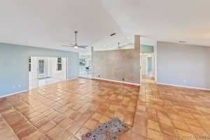 216 Country Club Drive, Melbourne, FL 32940 - MLS#1072337