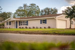 717 Spanish Moss Court, Melbourne Beach, FL 32951 - MLS#1072419