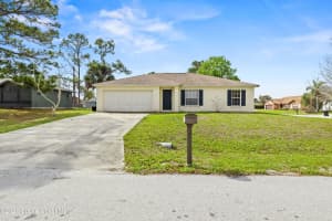 1091 Slocum Street, Palm Bay, FL 32907 - MLS#1072554