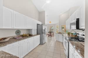 657 Sheridan Woods Drive, Melbourne, FL 32904 - MLS#1072615