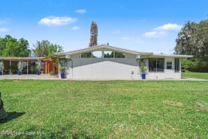2207 Poinsettia Drive, DeLand, FL 32724 - MLS#1072617