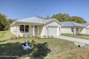 5812 Hammock Street, Mims, FL 32754 - MLS#1072799