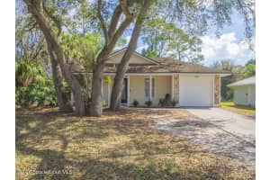 1304 32nd Avenue, Vero Beach, FL 32968 - MLS#1072803