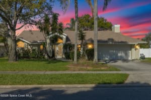 4370 Wood Haven Drive, Melbourne, FL 32937 - MLS#1072810