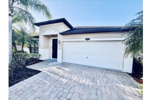 402 Breckenridge Circle, Palm Bay, FL 32909 - MLS#1072813