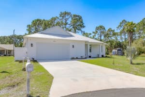 290 Dobbins Road, Palm Bay, FL 32907 - MLS#1072845