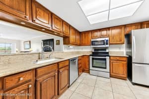 580 Brevard Avenue, Cocoa Beach, FL 32931 - MLS#1072863