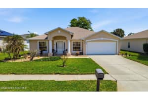 403 Central Mariners Drive, Edgewater, FL 32141 - MLS#1073106