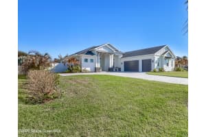 224 Woody Circle, Melbourne Beach, FL 32951 - MLS#1073165
