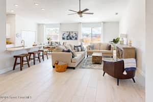 371 Bryn Mawr Avenue, Palm Bay, FL 32907 - MLS#1073200