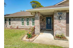 1815 Travelers Palm Drive, Edgewater, FL 32132 - MLS#1073208