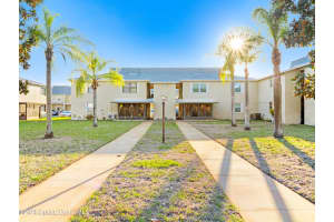 4304 London Town Road, Titusville, FL 32796 - MLS#1073328