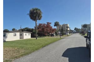 100 Carolyn Terrace, Daytona Beach, FL 32118 - MLS#1073378
