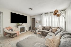 90 Stephenson Drive, Melbourne, FL 32904 - MLS#1073393