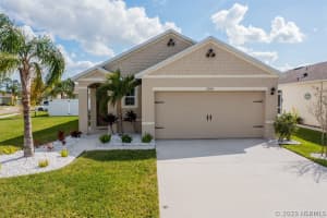 484 Bridgeport Avenue, Palm Bay, FL 32907 - MLS#1073482